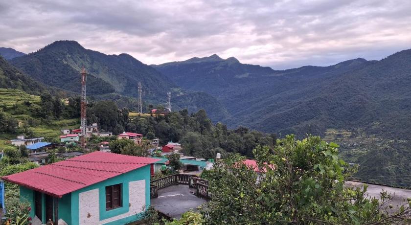 chandrashila summit trek